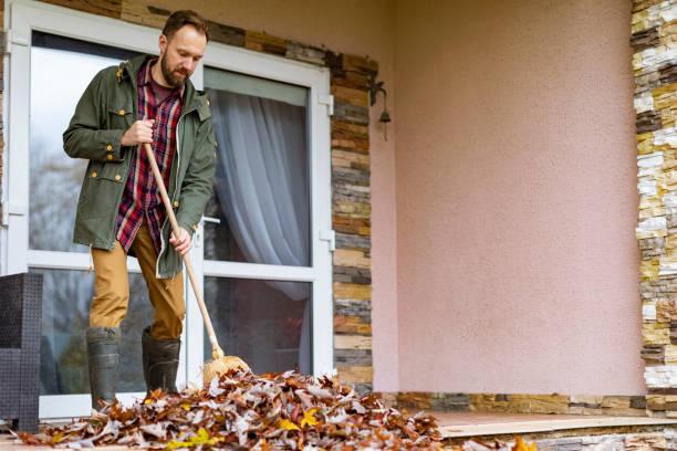 Best Professional Junk Removal  in Gower, MO